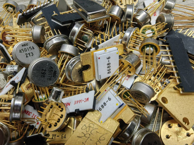 разные импортные микросхемы с позолотой кг  разные импортные микросхемы с позолотой кг